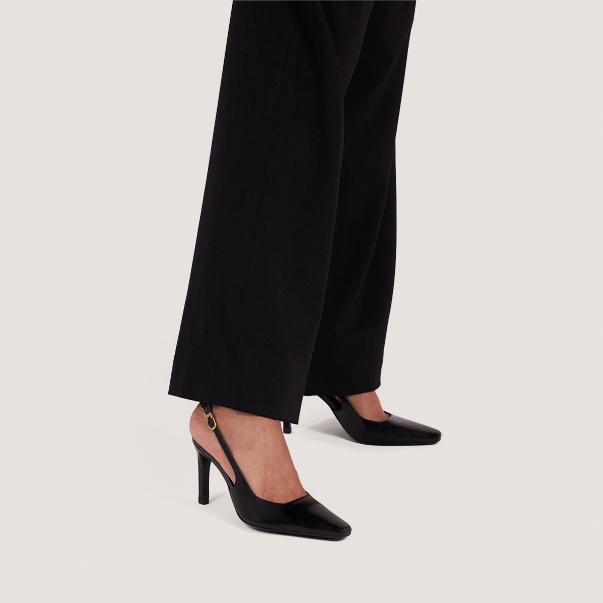 Escarpins slingbacks à bouts pointus