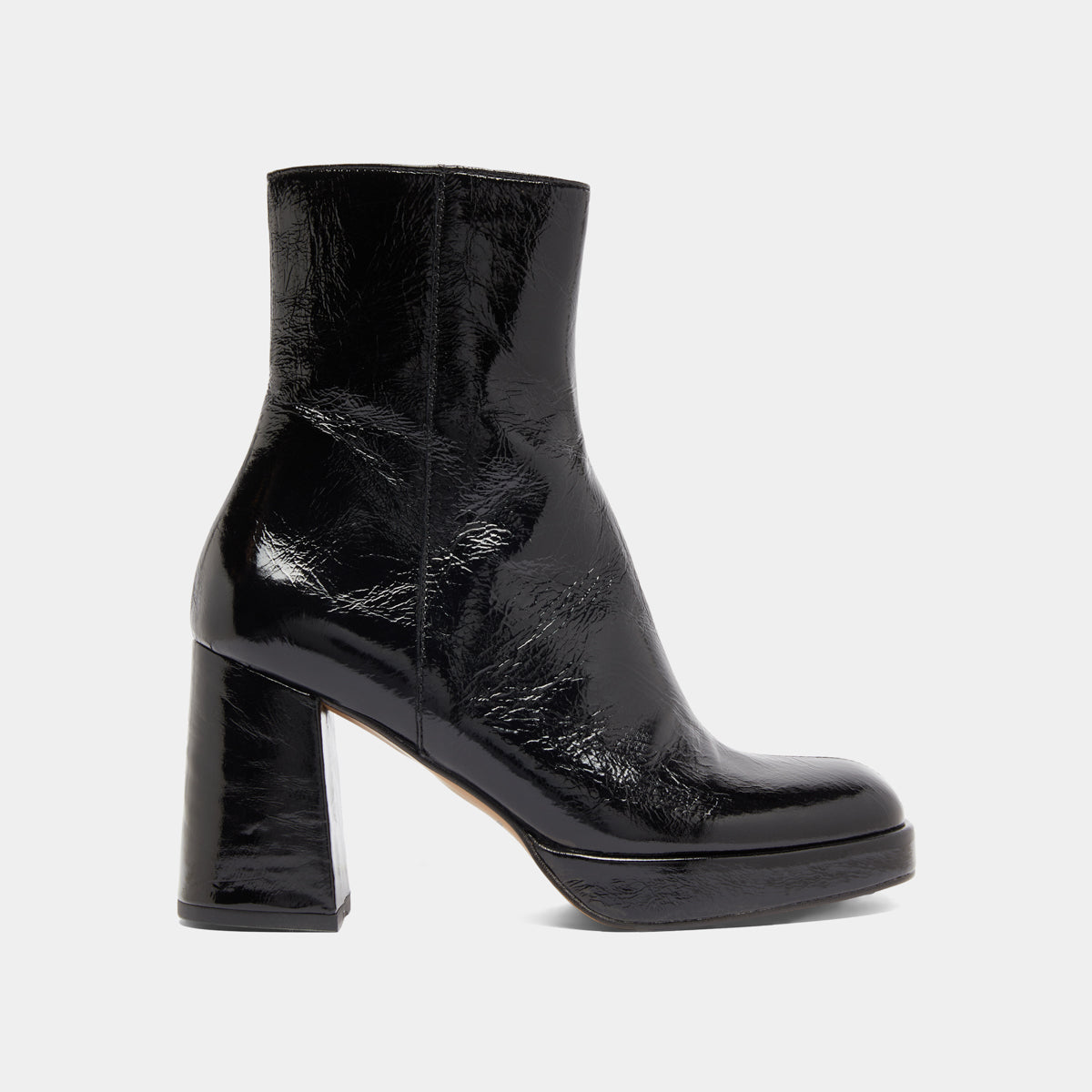 Boots à plateformes et bouts carrés