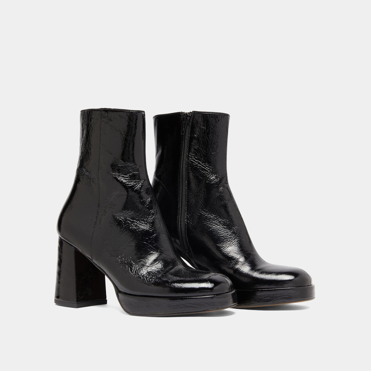 Boots à plateformes et bouts carrés