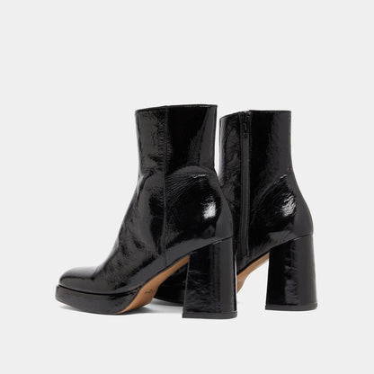 Boots à plateformes et bouts carrés