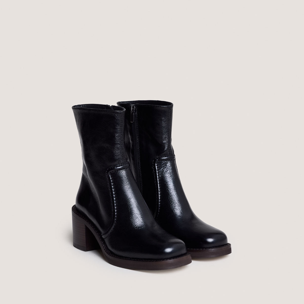 Bottines à talons lamellés